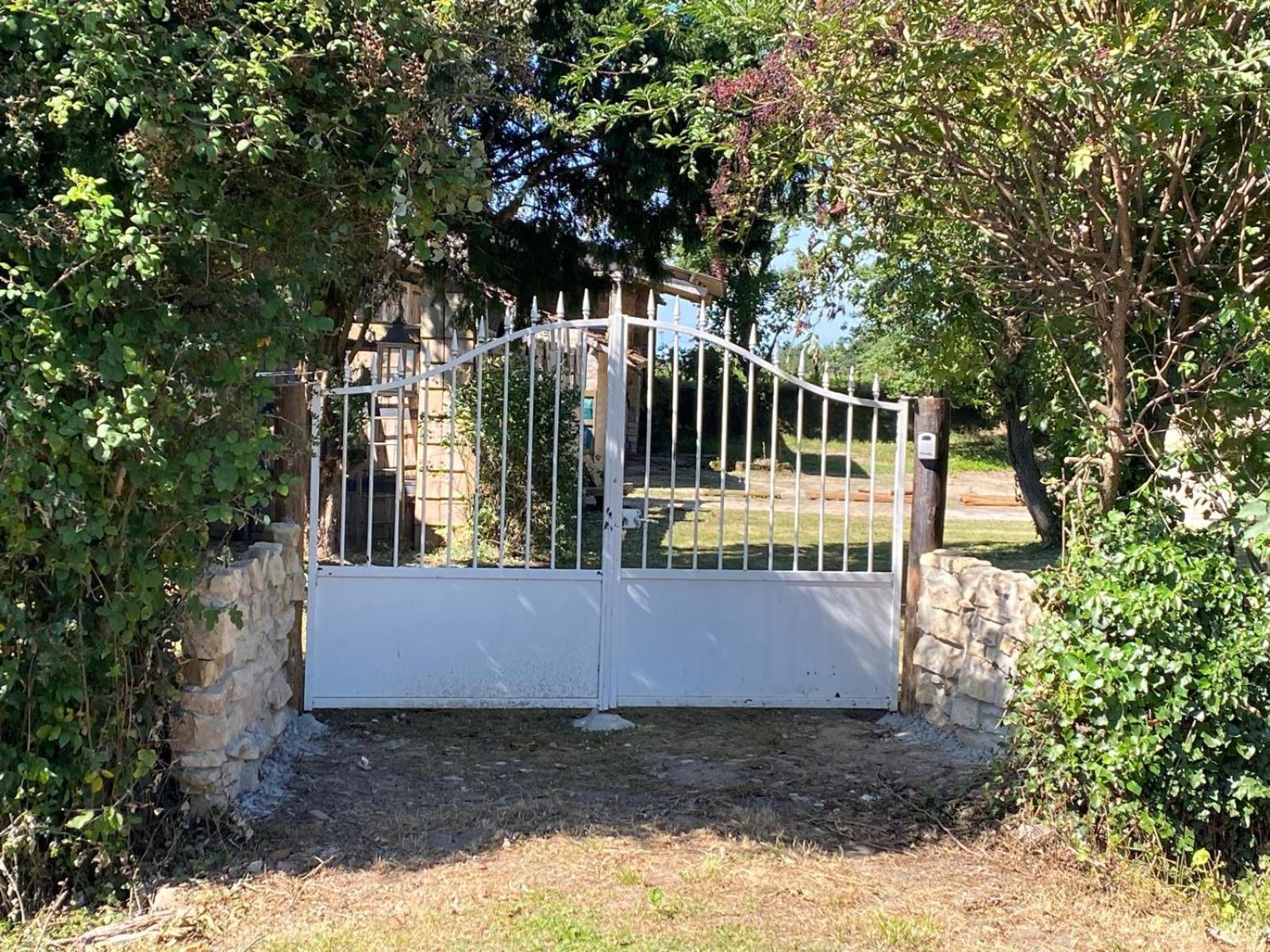 Les Anges Bleus Villa Chavannes-Sur-Reyssouze Exteriör bild